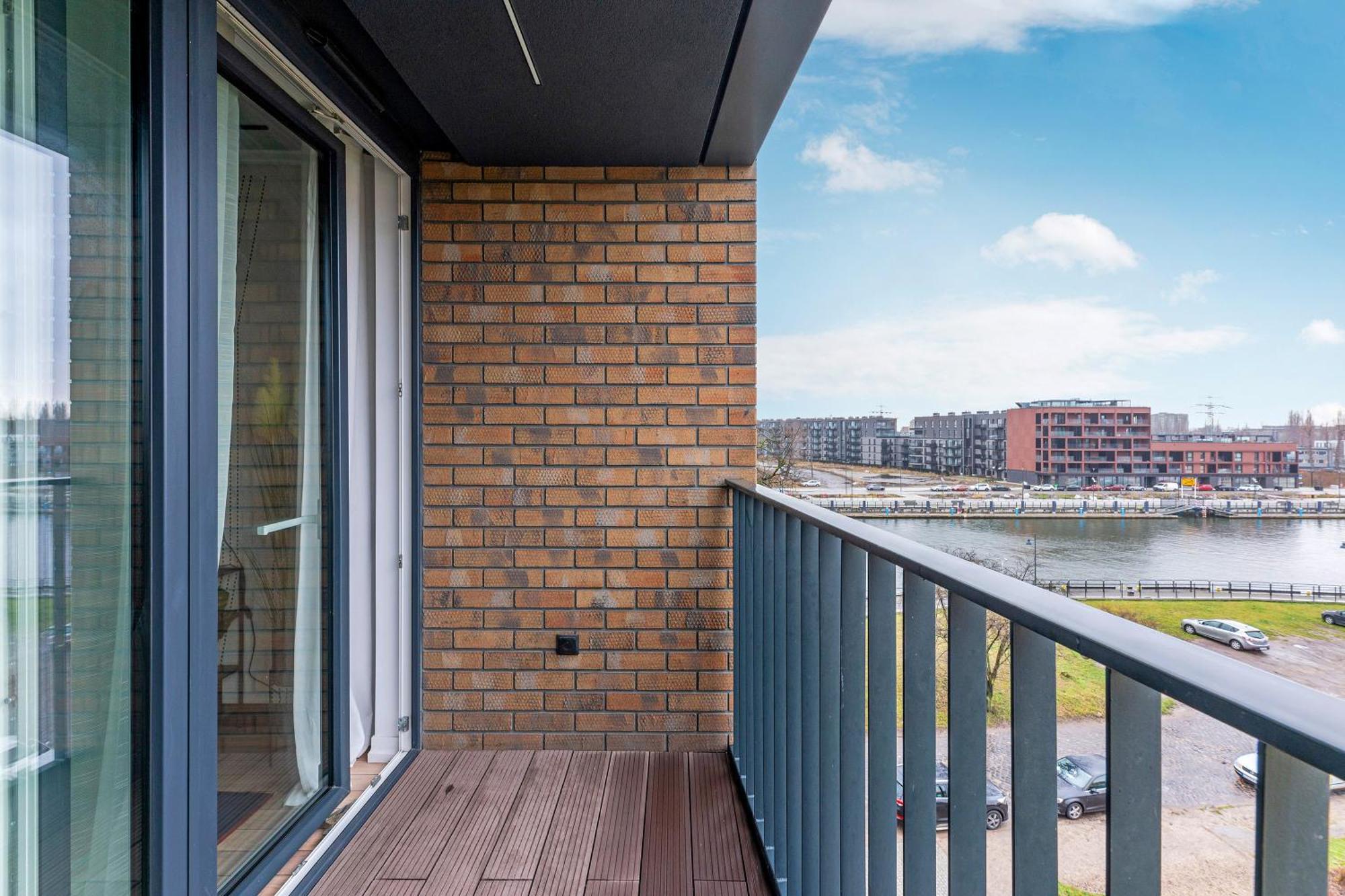 Chlebova - Riverside View Terrace, Free Parking, Gym & Kidsplay By Downtown Apartments Gdansk Oda fotoğraf